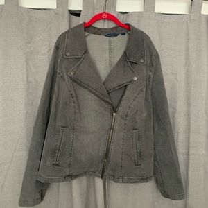 Isaac Mizrahi Grey Denim Motorcycle Style Jacket w/ Asymmetric Zip 24W